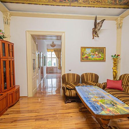 The Grand Royal 3Bdr Heart Of Old Town Apartment ปราก ภายนอก รูปภาพ