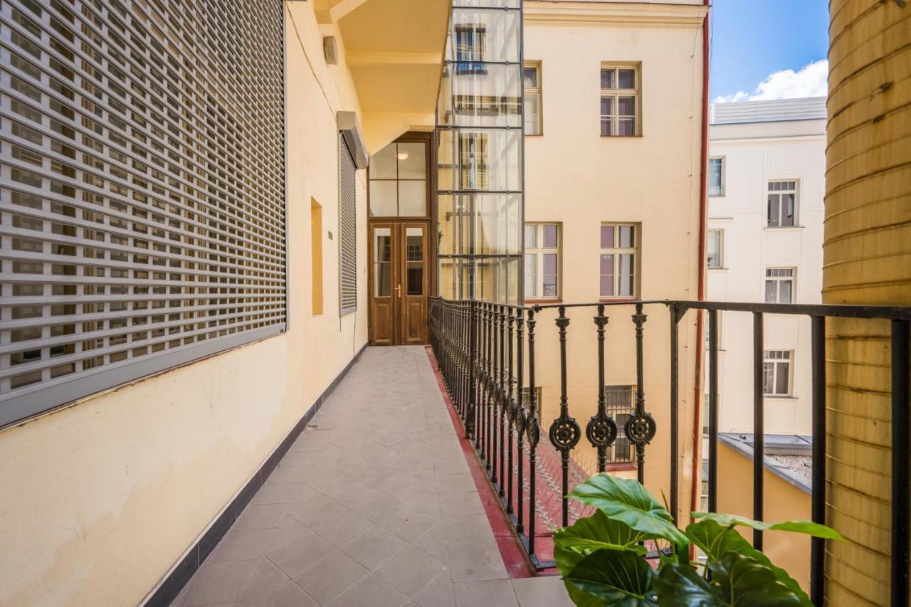 The Grand Royal 3Bdr Heart Of Old Town Apartment ปราก ภายนอก รูปภาพ