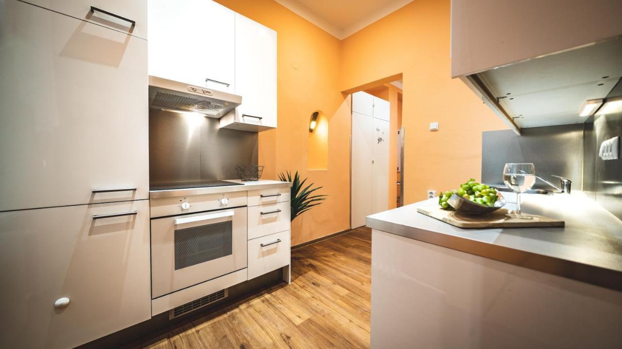 The Grand Royal 3Bdr Heart Of Old Town Apartment ปราก ภายนอก รูปภาพ
