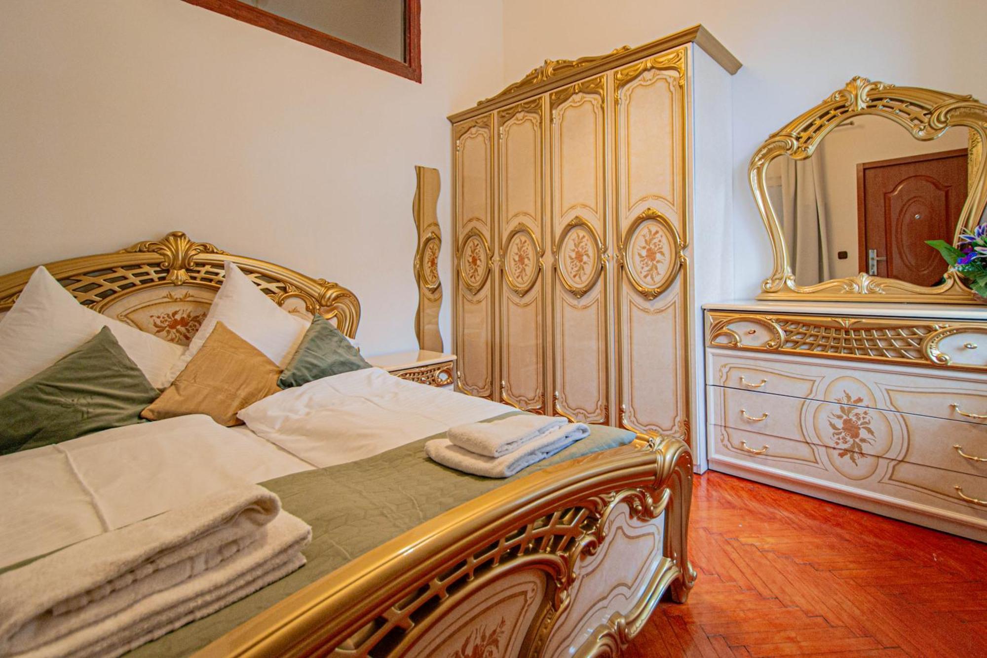 The Grand Royal 3Bdr Heart Of Old Town Apartment ปราก ภายนอก รูปภาพ