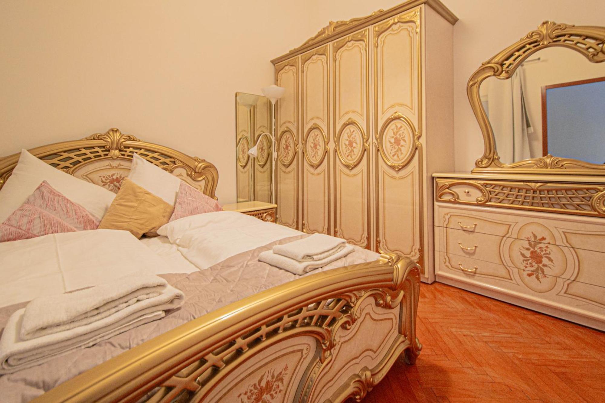 The Grand Royal 3Bdr Heart Of Old Town Apartment ปราก ภายนอก รูปภาพ